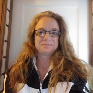 Meet your Posher, Debra